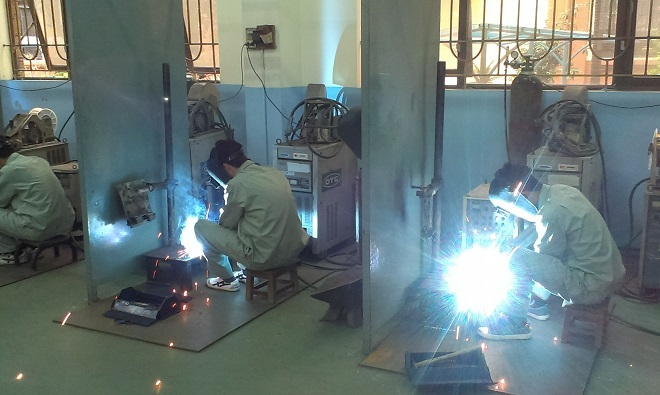 Khó khăn và hạnh phúc với nghề gia công cnc