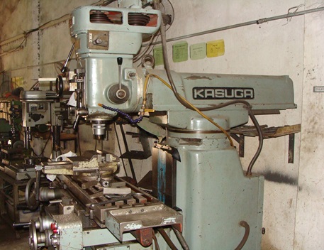 Máy gia công CNC KASUGA - Cơ khí chính xác